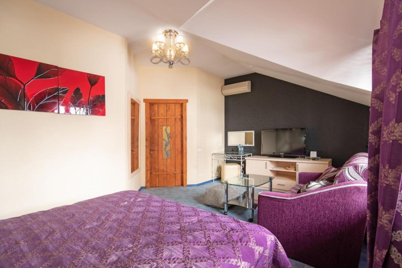 Selena Family Hotel 4*