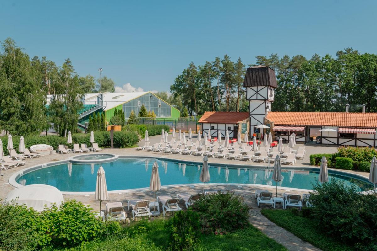 Hotel Selena Family 4*